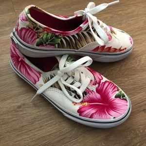 Vans- Hawaiian print, kid size 2